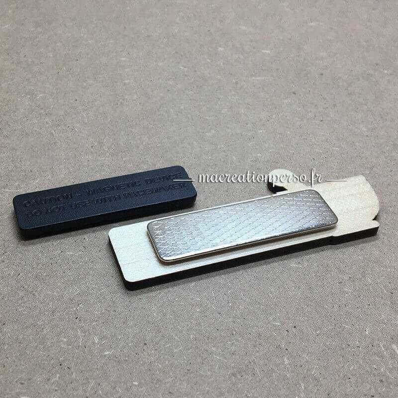 Attache magnétique du Badge en bois pour blouse de pharmacie