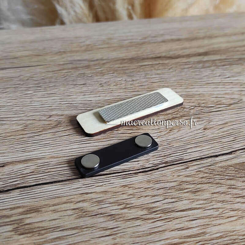 Attache magnétique badge opticien personnalisable en bois