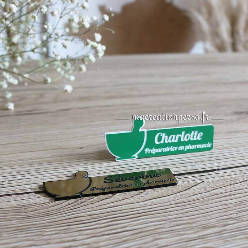 Badge caducée Préparatrice en pharmacie 