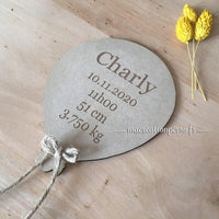 Ballon de naissance personnalisé en bois prénom Charly