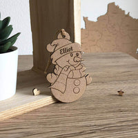 Bonhomme de neige en bois gravé pour sapin 