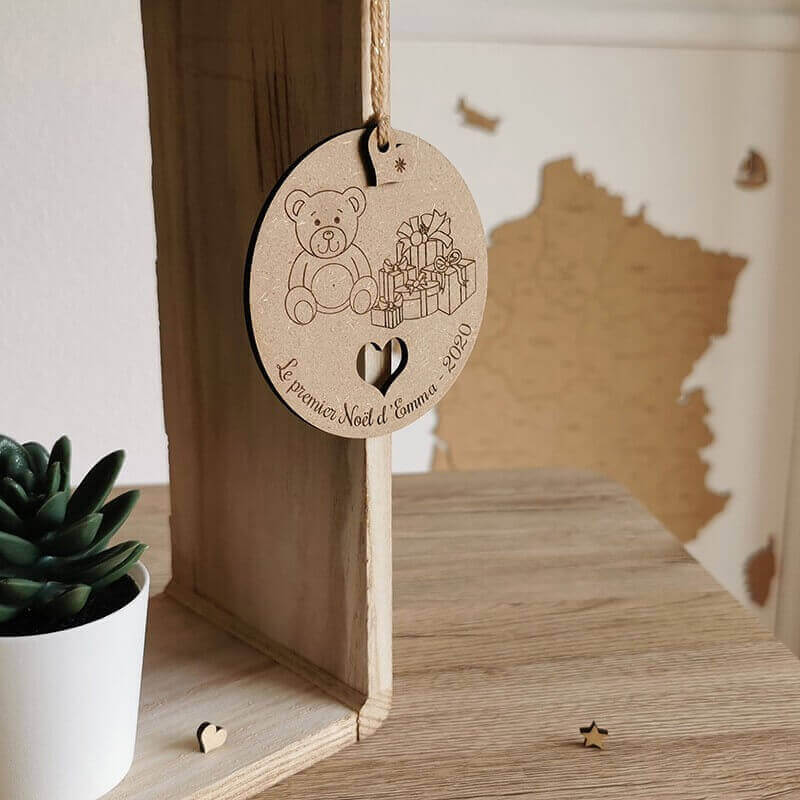Boule en bois Mon premier Noël à graver