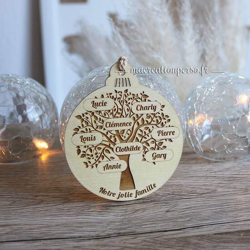 Boule de noël personnalisée prénom arbre de vie
