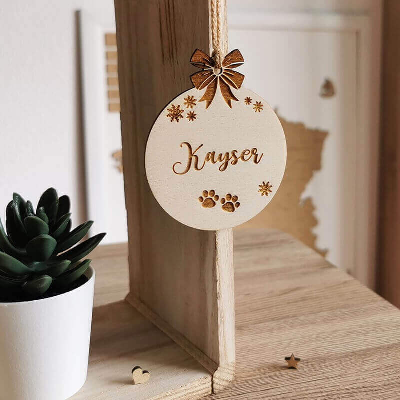 Boule pour sapin de Noël en bois clair