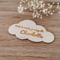 Cadeau de naissance en bois en forme de nuage 