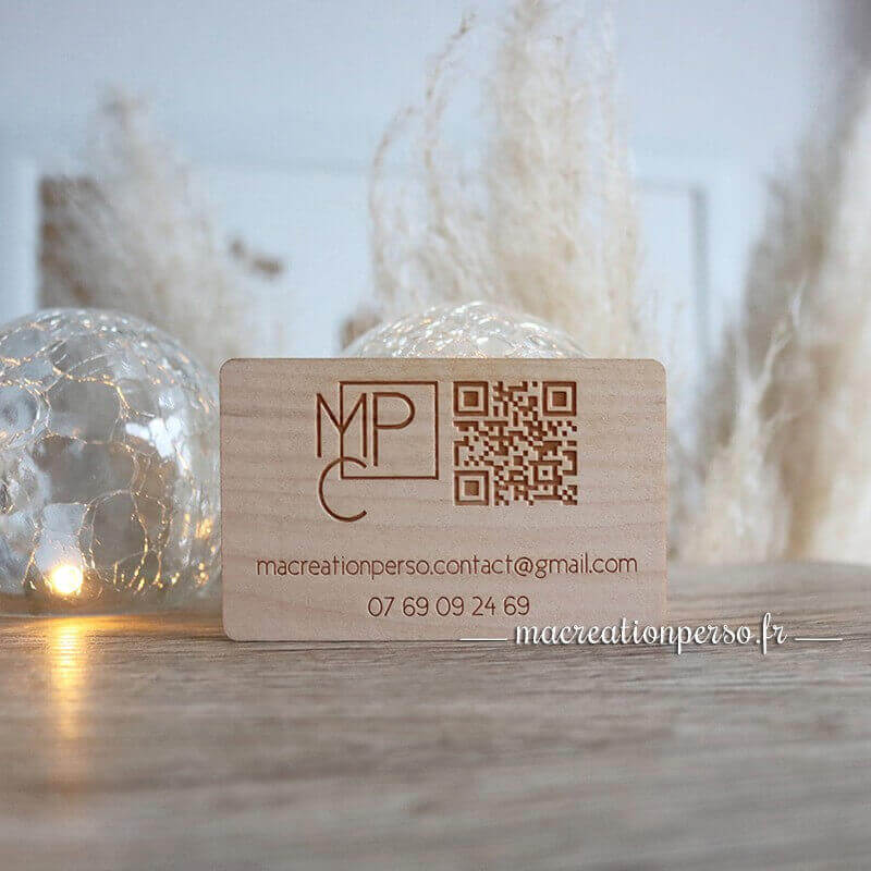 Carte de visite digitale NFC avec logo