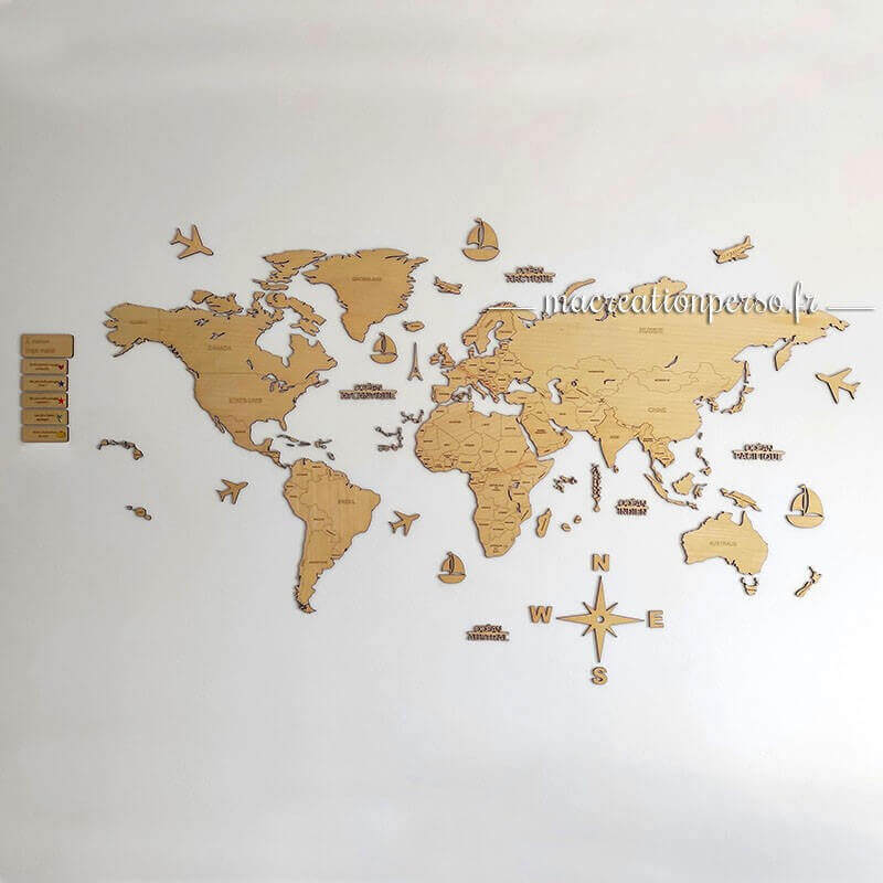Carte du monde personnalisable en bois