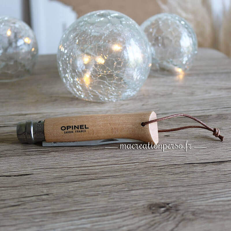 Couteau gravé personnalisé OPINEL baroudeur n°8 naturel