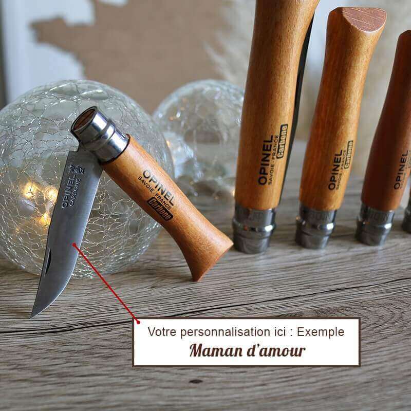Couteau Opinel avec lame en carbone avec exemple de personnalisation