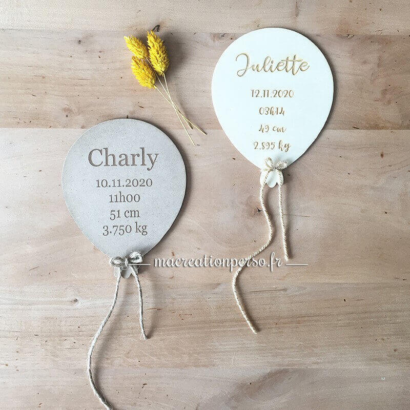 Décoration en forme de ballon en bois personnalisable avec texte aux choix