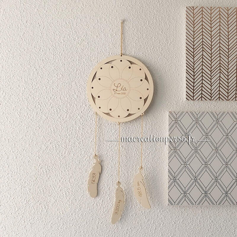 Décoration murale attrape rêves en bois gravé