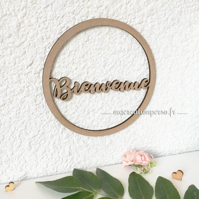 Décoration murale en bois bienvenue personnalisable