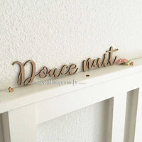 Décoration murale en bois mot découpé