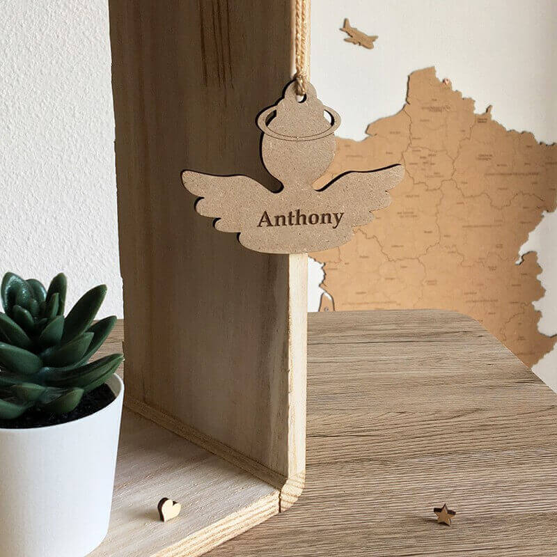 Décoration pour sapin ange originale en bois