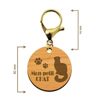 Dimension de la médaille chat personnalisable en bois de taille 30 mm avec mousqueton doré