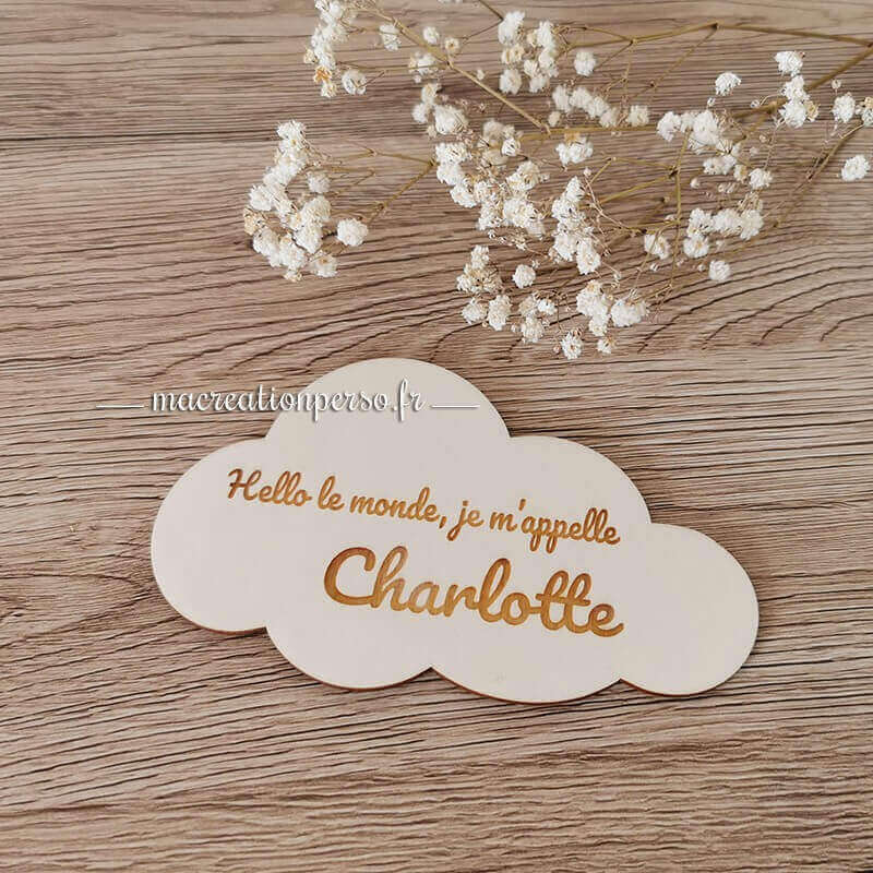 Faire part de naissance en bois en forme de nuage 