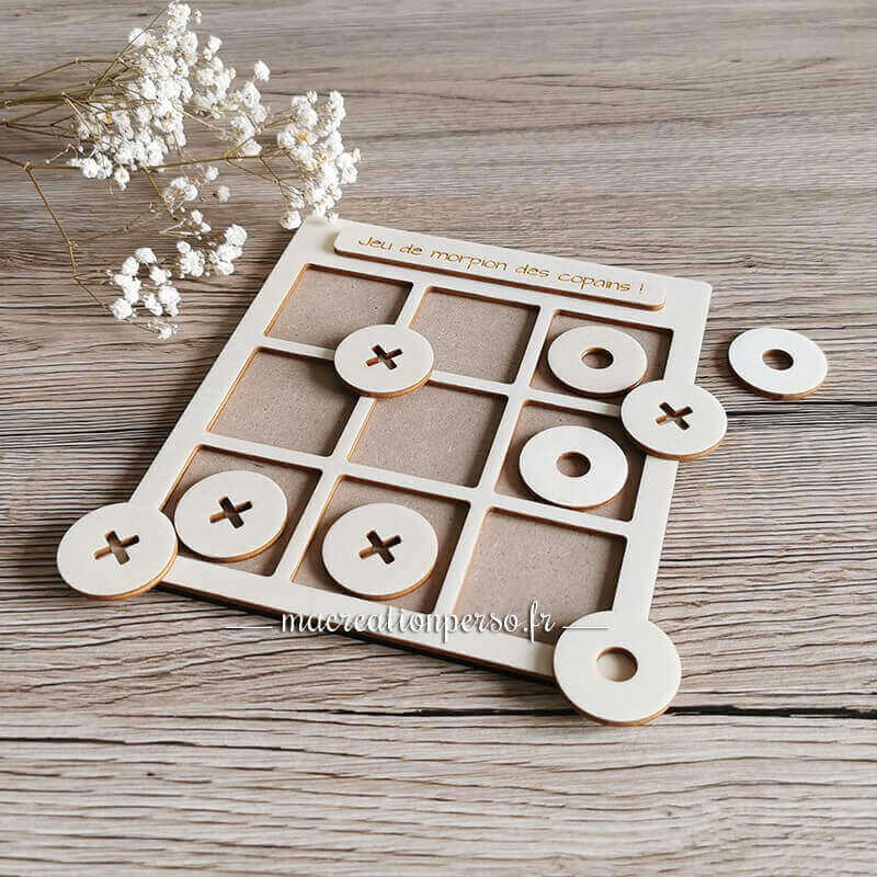 Jeu morpion bois personnalisable avec jeton croix et rond