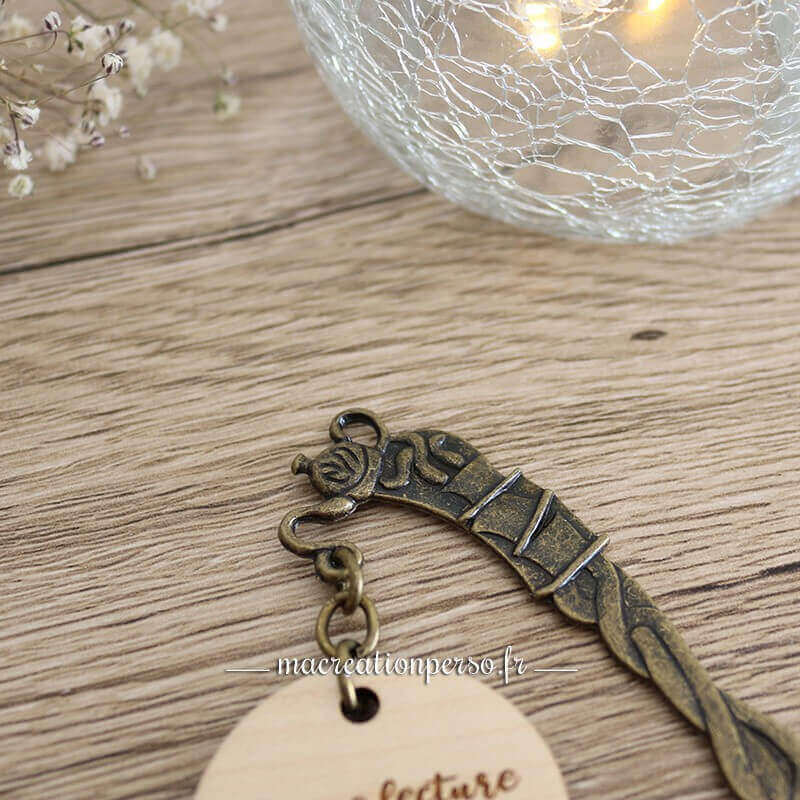 Marque page pour fête des mères métal théière et bois à personnaliser