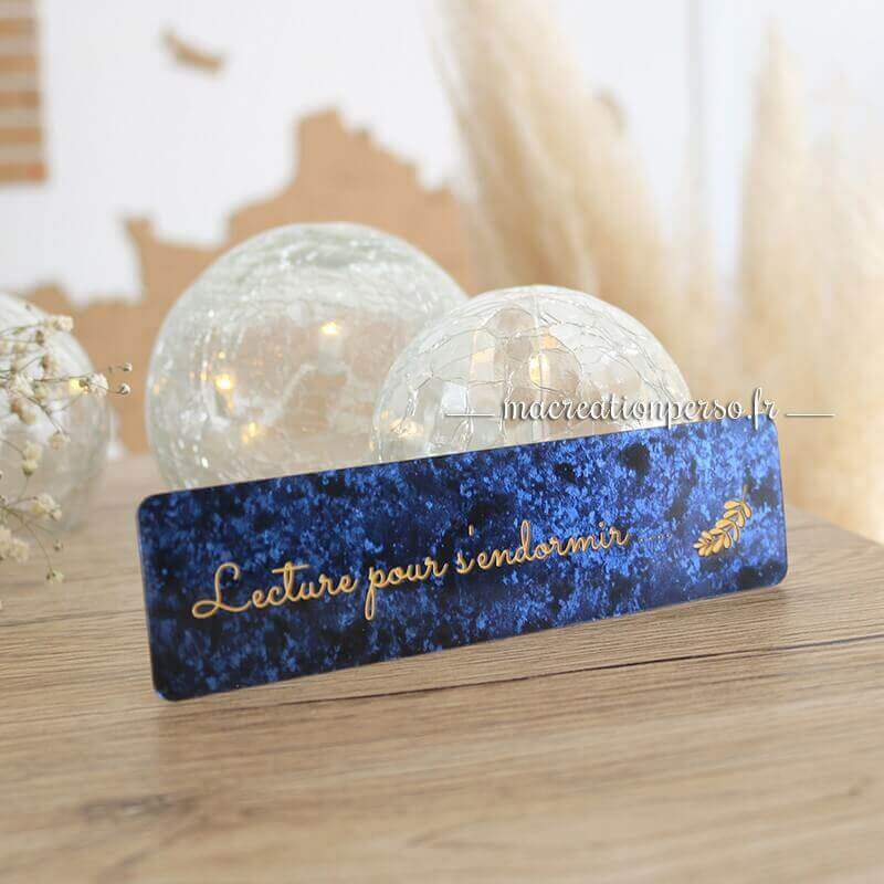 Marque-page à offrir couleur bleu doré gravé