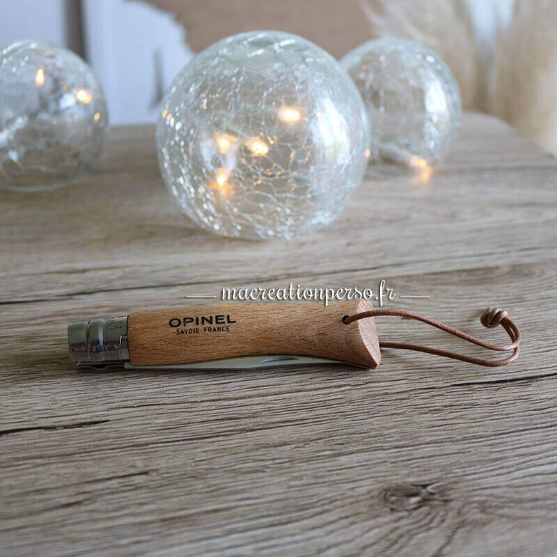 Couteau lame inox fermé Opinel baroudeur n°7 bois naturel