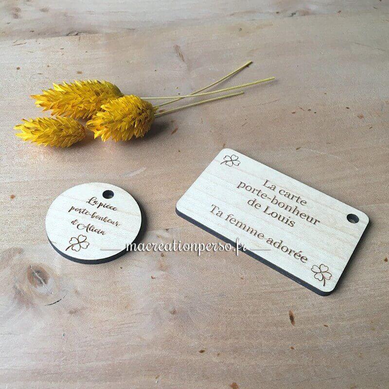 Pièce ou carte porte bonheur personnalisée du porte papier en cuir véritable