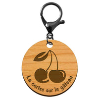 Porte-clé CERISE en bois "La cerise sur le gâteau" personnalisé mousqueton noir