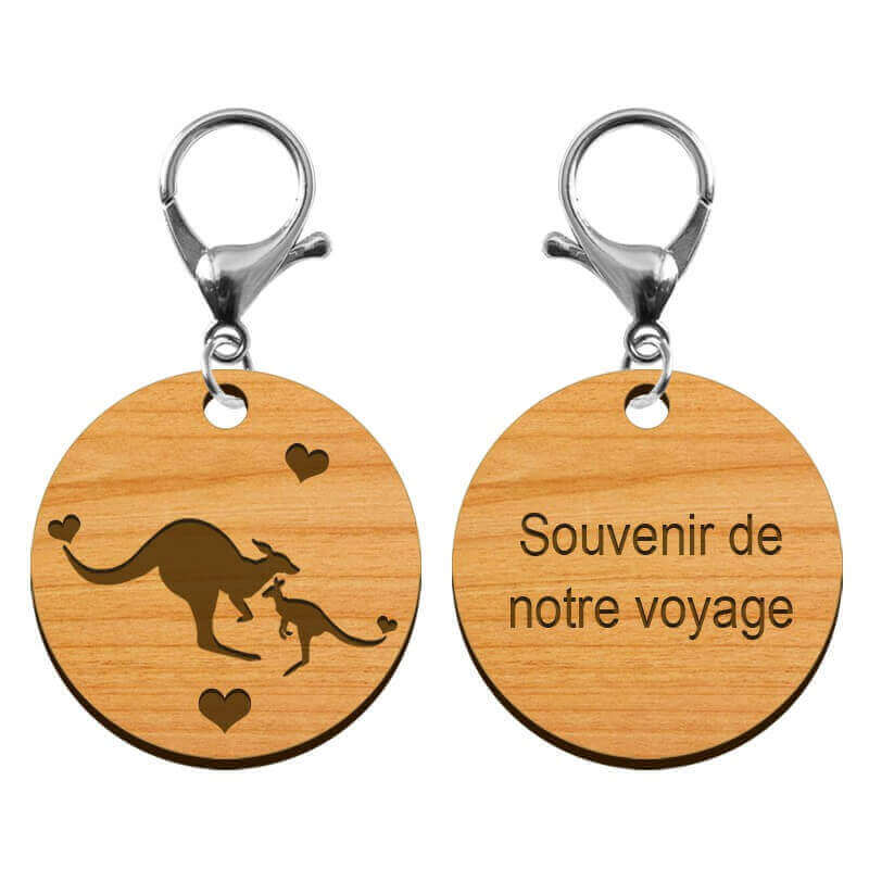 Recto verso porte-clé en bois kangourou mousqueton argenté personnalisé gravé Souvenir de notre voyage