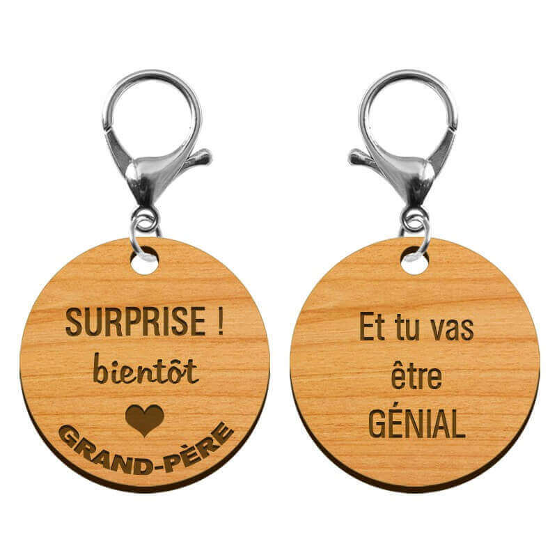 Recto verso porte-clé Papy "SURPRISE bientôt Grand-père" personnalisé