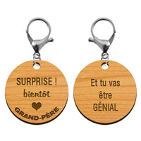 Recto verso porte-clé Papy "SURPRISE bientôt Grand-père" personnalisé